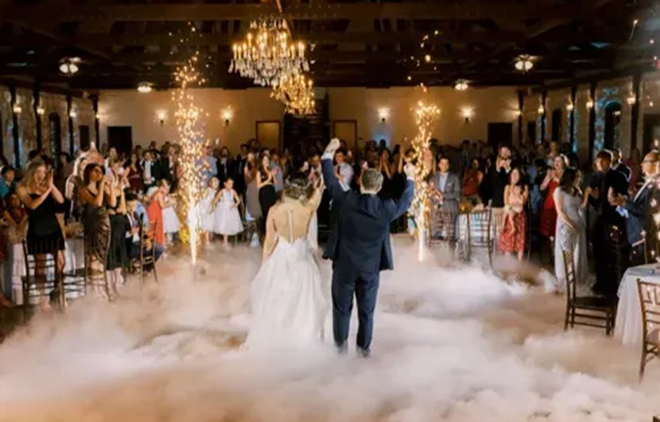 Cloud Machines: Making Moments Magical